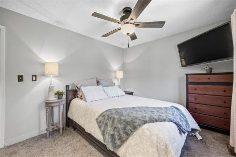 333 Samoa Court Iowa City IA 52246