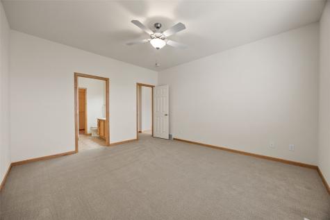 3002 Stone Creek Court Marion IA 52302