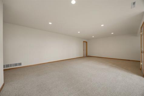 3002 Stone Creek Court Marion IA 52302