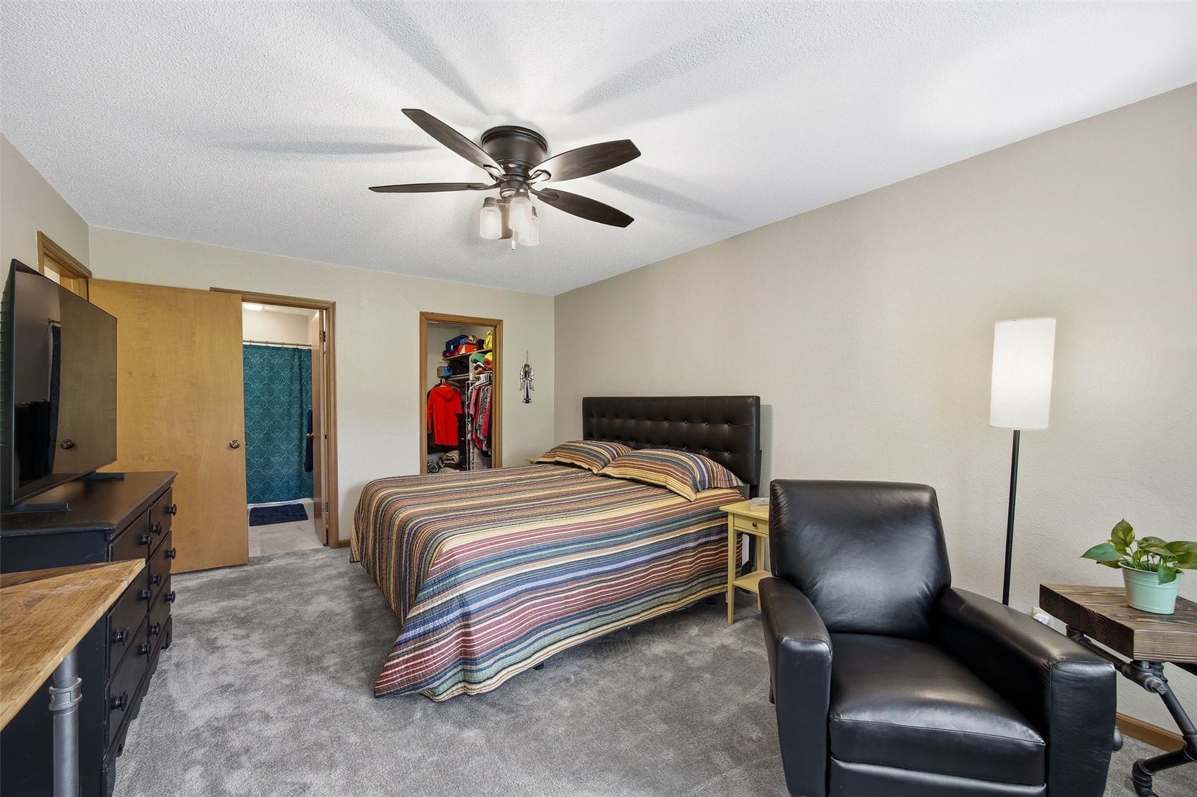 1726 Pikes Peak Court NE Cedar Rapids IA 52402