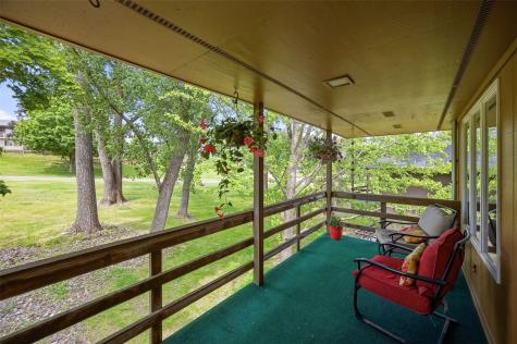 1726 Pikes Peak Court NE Cedar Rapids IA 52402
