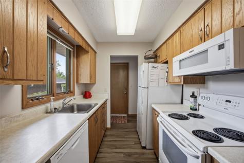 1726 Pikes Peak Court NE Cedar Rapids IA 52402