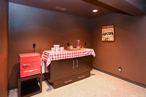 3720 Bluebird Drive SW Cedar Rapids IA 52404