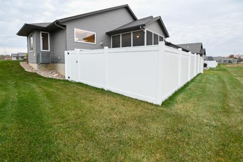 3720 Bluebird Drive SW Cedar Rapids IA 52404