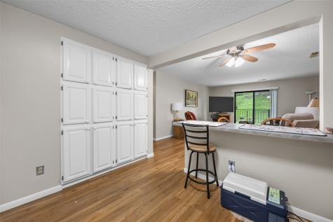 2131 1st Avenue Cedar Rapids IA 52402