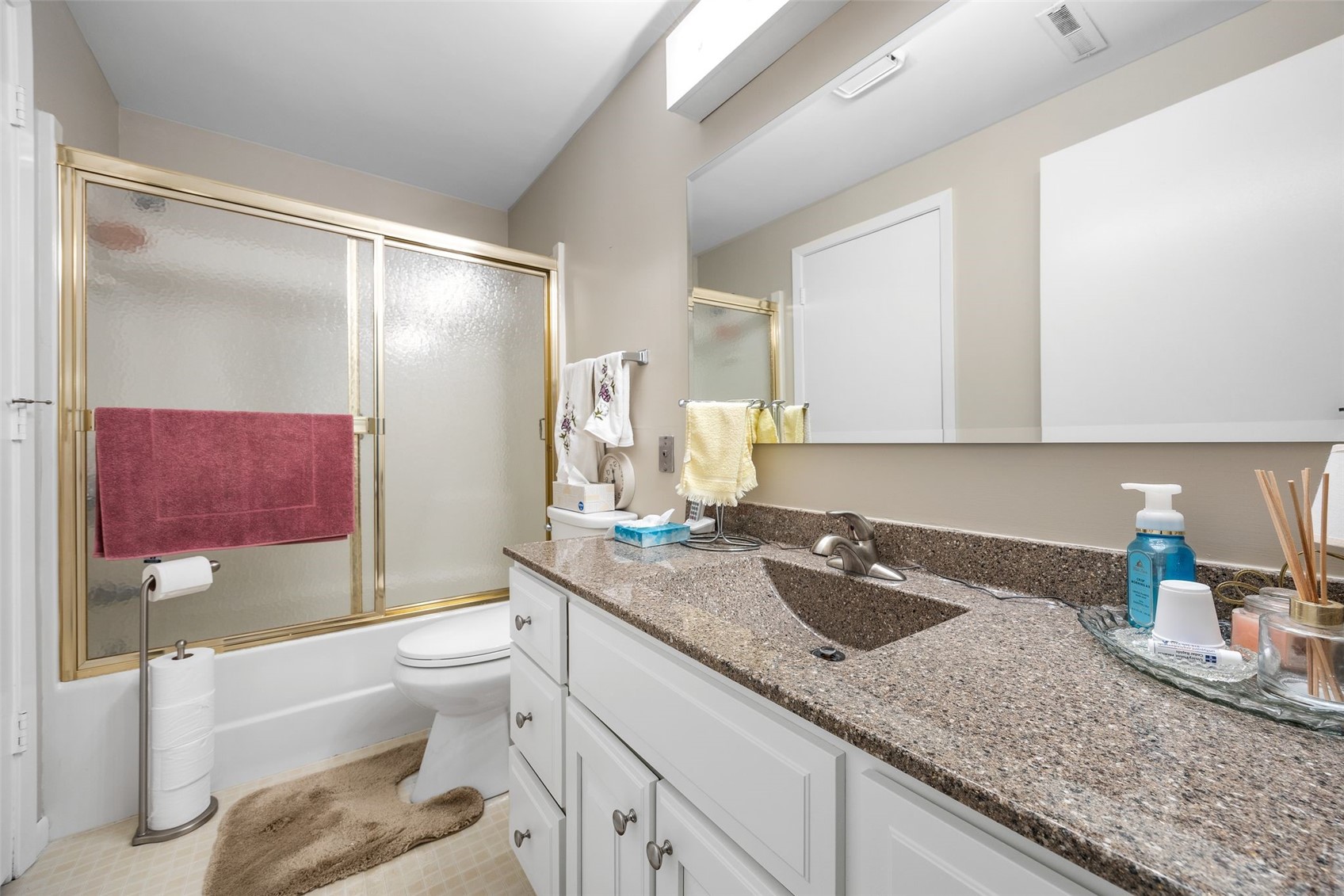 2131 1st Avenue Cedar Rapids IA 52402
