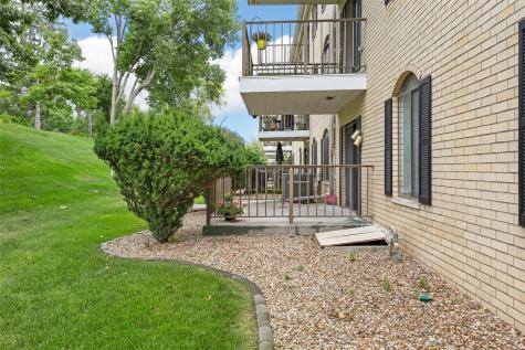 2131 1st Avenue Cedar Rapids IA 52402