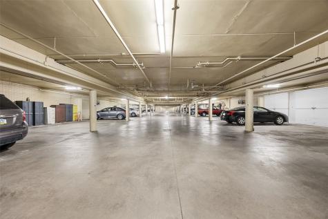 2131 1st Avenue Cedar Rapids IA 52402