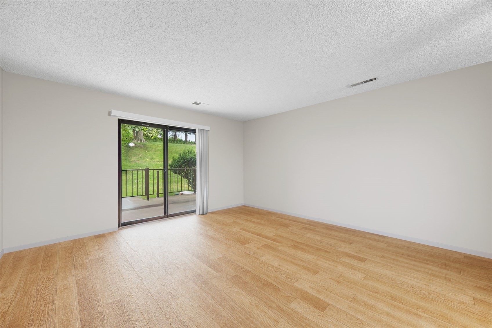 2131 1st Avenue Cedar Rapids IA 52402