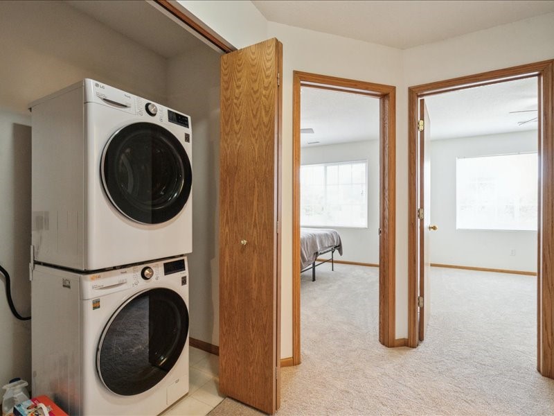 935 74th Street NE Cedar Rapids IA 52402