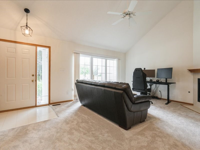 935 74th Street NE Cedar Rapids IA 52402