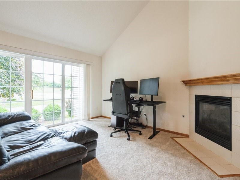 935 74th Street NE Cedar Rapids IA 52402