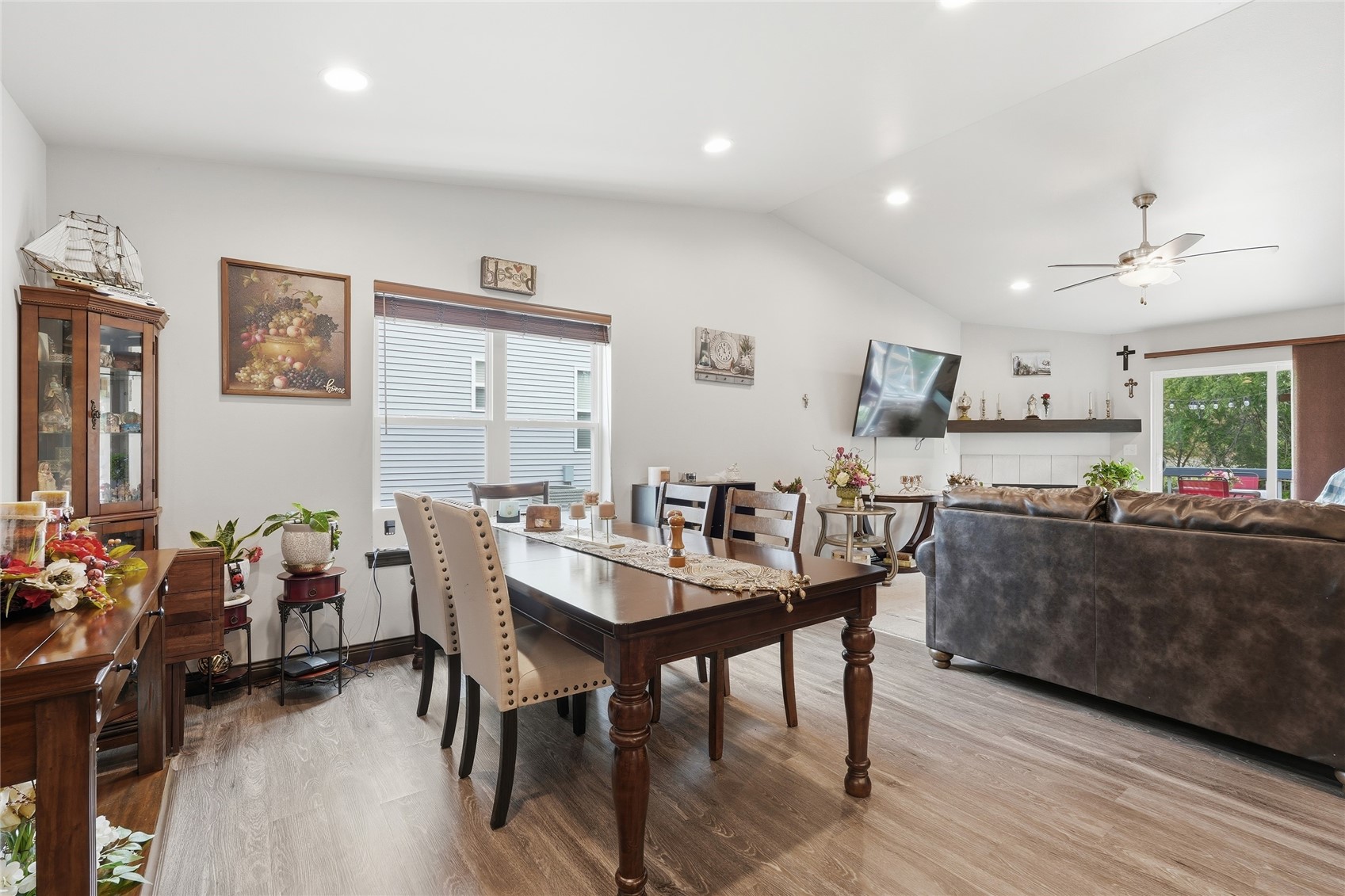 242 Elderberry Street Tiffin IA 52340