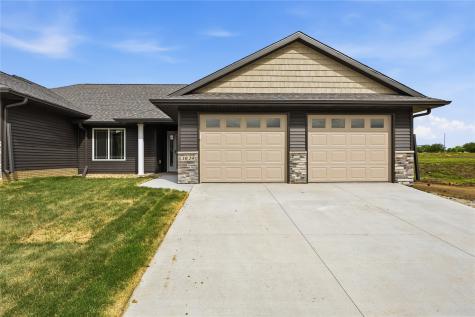 3008 Teton Street SW Cedar Rapids IA 52404
