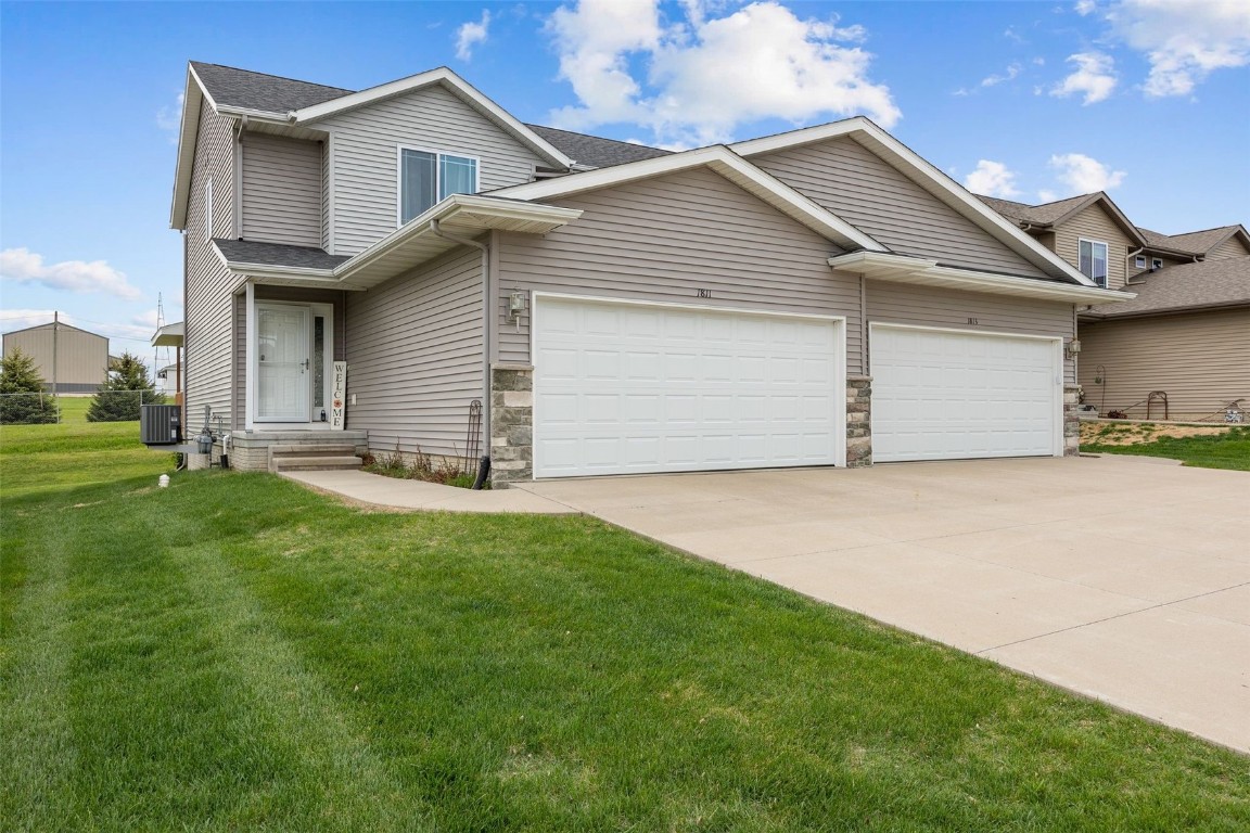 1811 Rosehill Drive SW Cedar Rapids IA 52404