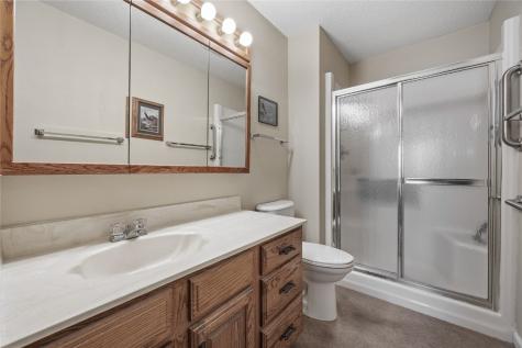 3607 Foxborough Terrace NE Cedar Rapids IA 52402