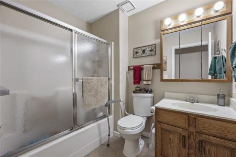 3607 Foxborough Terrace NE Cedar Rapids IA 52402