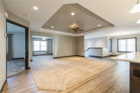 blue bird 3606 Bluebird Drive Sw, Cedar Rapids, IA 52404 | 2508795 | Realty87
