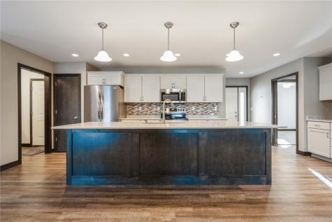 blue bird 3606 Bluebird Drive Sw, Cedar Rapids, IA 52404 | 2508795 | Realty87