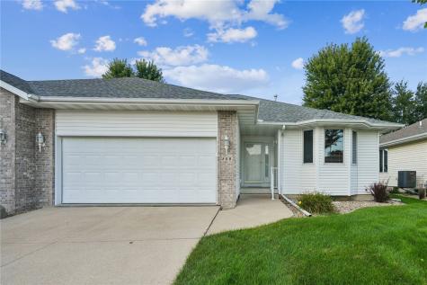 808 Winterberry Place NE Cedar Rapids IA 52402