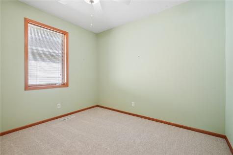 808 Winterberry Place NE Cedar Rapids IA 52402