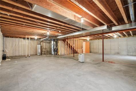 808 Winterberry Place NE Cedar Rapids IA 52402