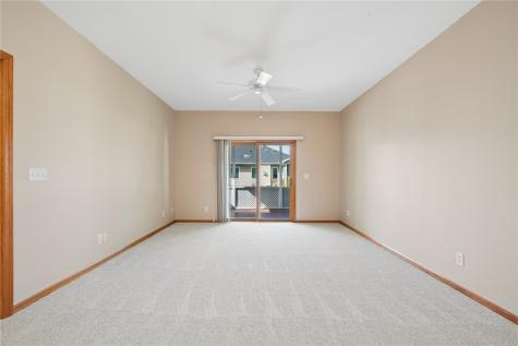 808 Winterberry Place NE Cedar Rapids IA 52402