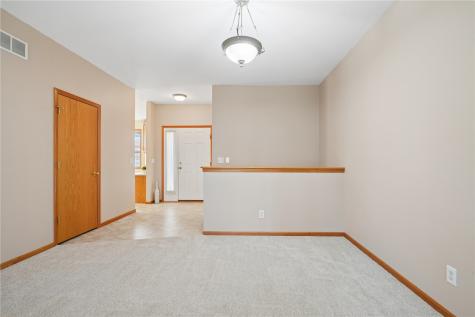 808 Winterberry Place NE Cedar Rapids IA 52402