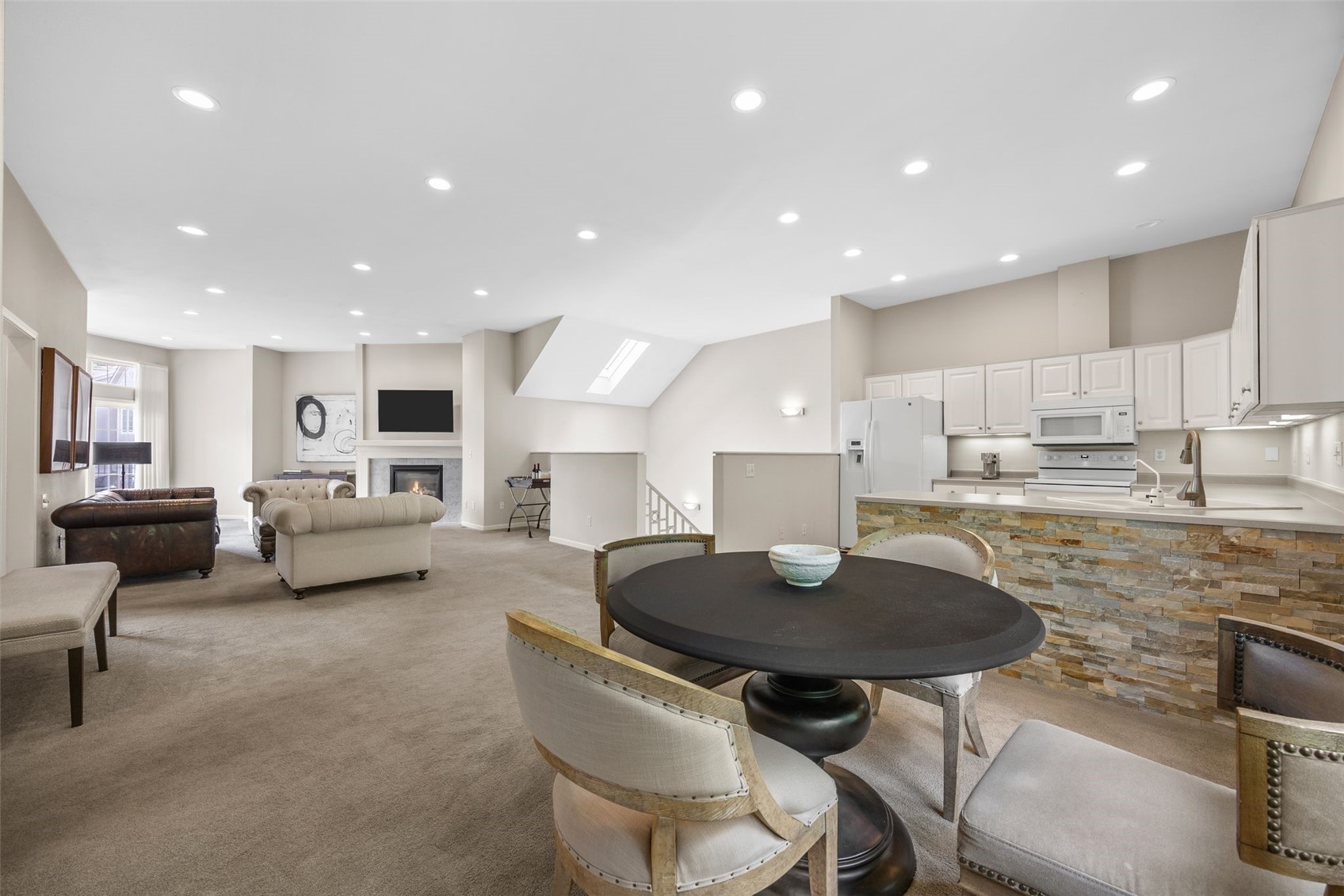 265 Holiday Road Coralville IA 52241