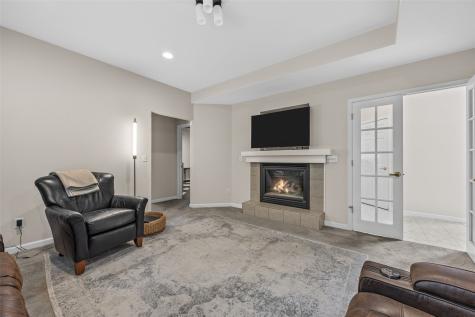 265 Holiday Road Coralville IA 52241