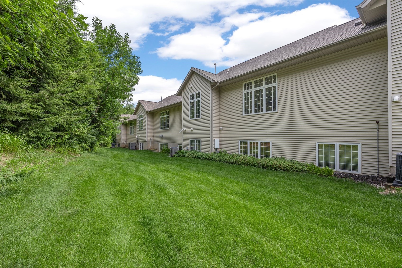 265 Holiday Road Coralville IA 52241