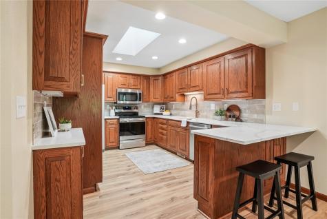1585 Matterhorn Drive NE Cedar Rapids IA 52402