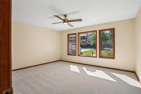 1585 Matterhorn Drive NE Cedar Rapids IA 52402