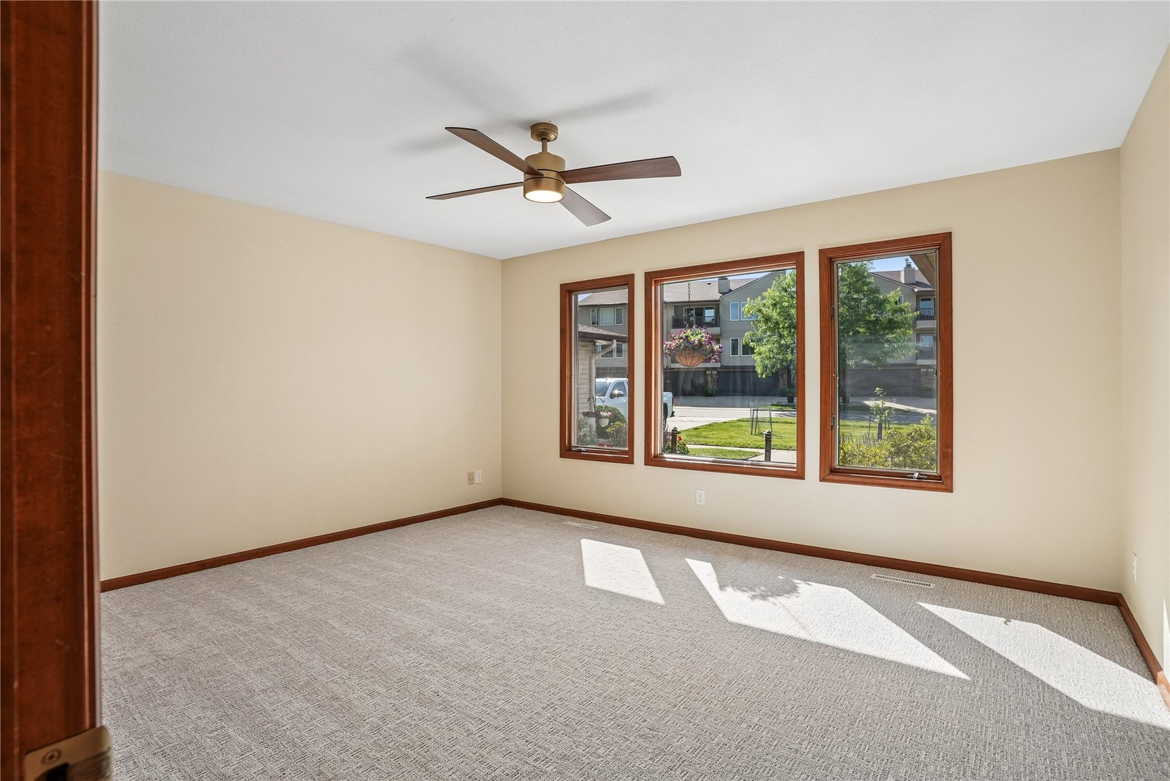1585 Matterhorn Drive NE Cedar Rapids IA 52402