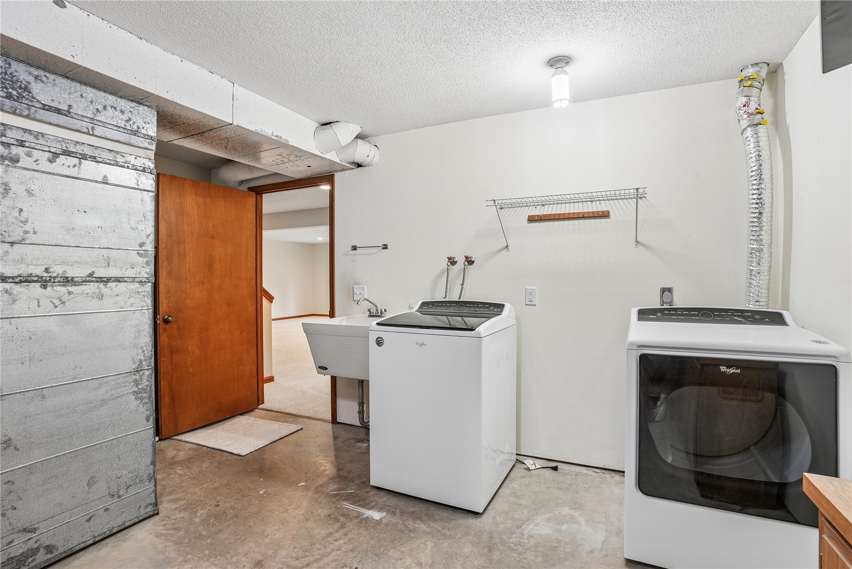 1585 Matterhorn Drive NE Cedar Rapids IA 52402