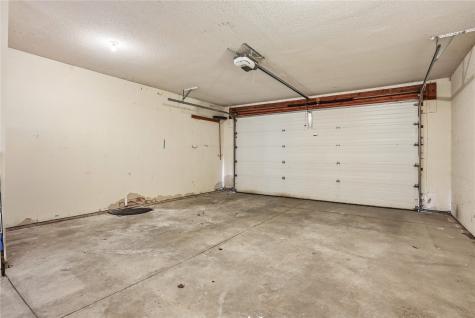 1585 Matterhorn Drive NE Cedar Rapids IA 52402
