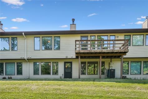 1585 Matterhorn Drive NE Cedar Rapids IA 52402