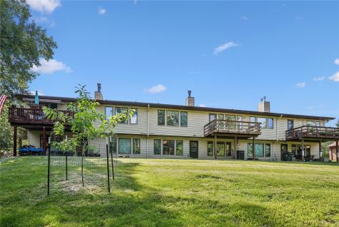 1585 Matterhorn Drive NE Cedar Rapids IA 52402