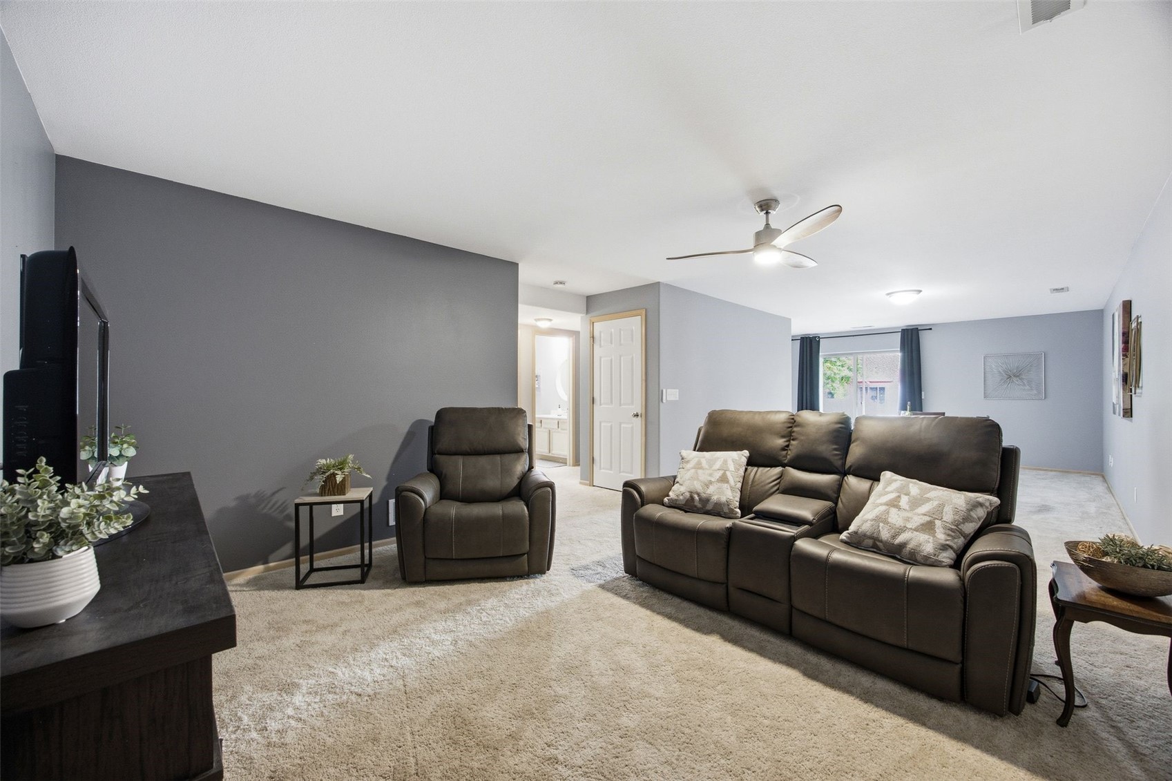 118 Broadmoor Lane Iowa City IA 52245