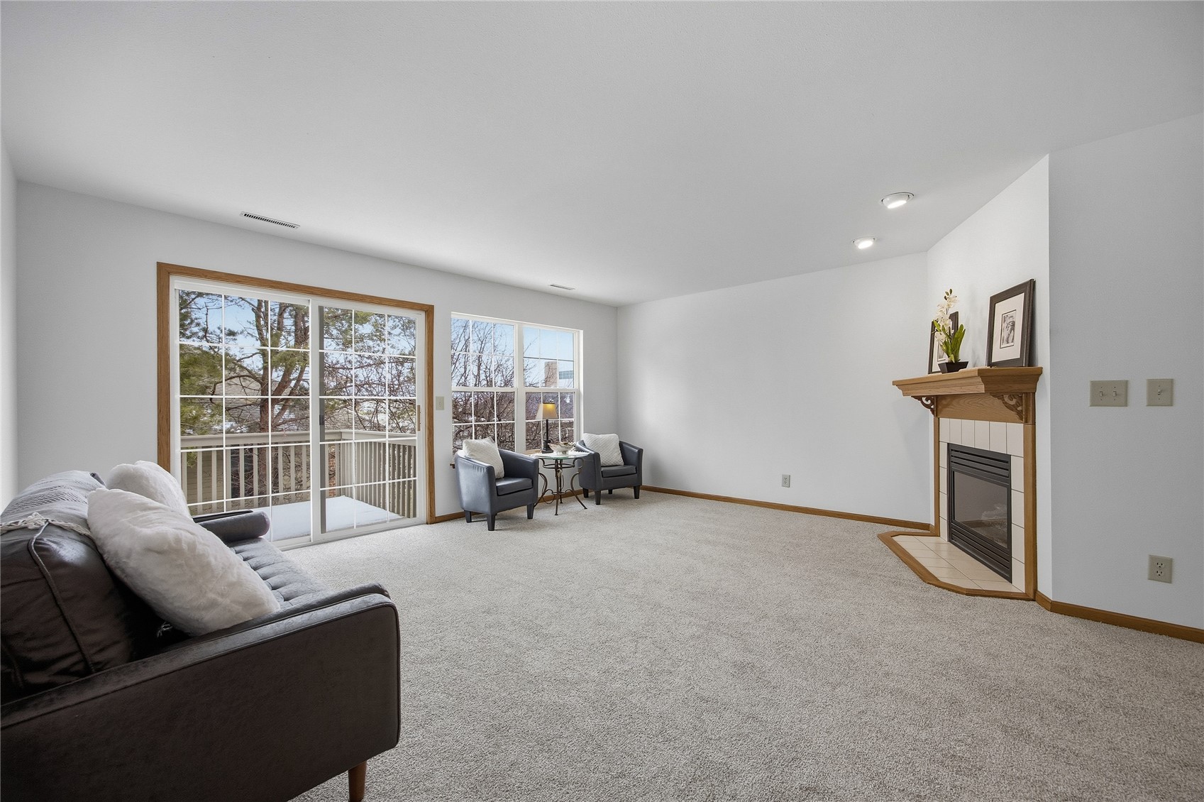 1224 Litchfield Drive Hiawatha IA 52233