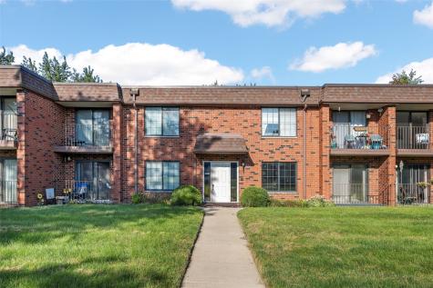 5711 Golden Court NE Cedar Rapids IA 52402