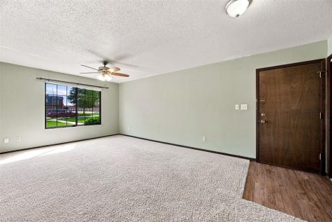 5711 Golden Court NE Cedar Rapids IA 52402