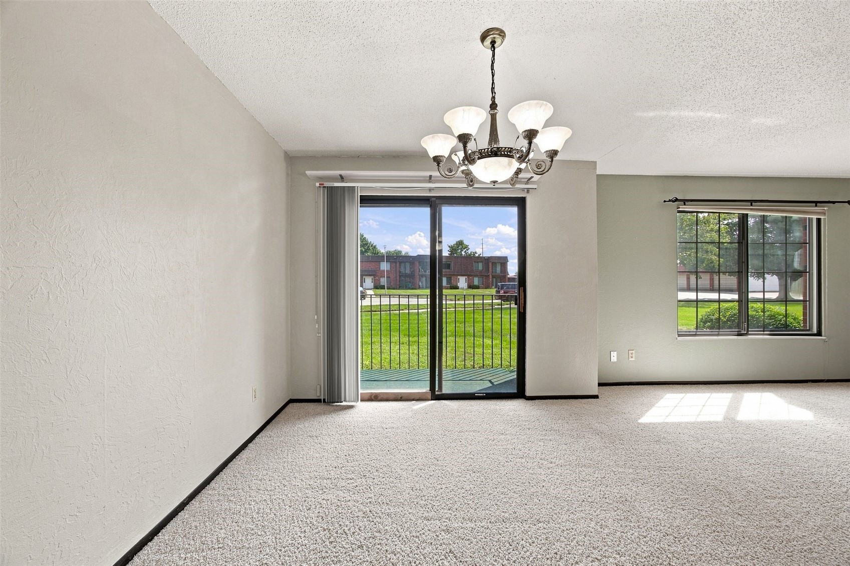 5711 Golden Court NE Cedar Rapids IA 52402