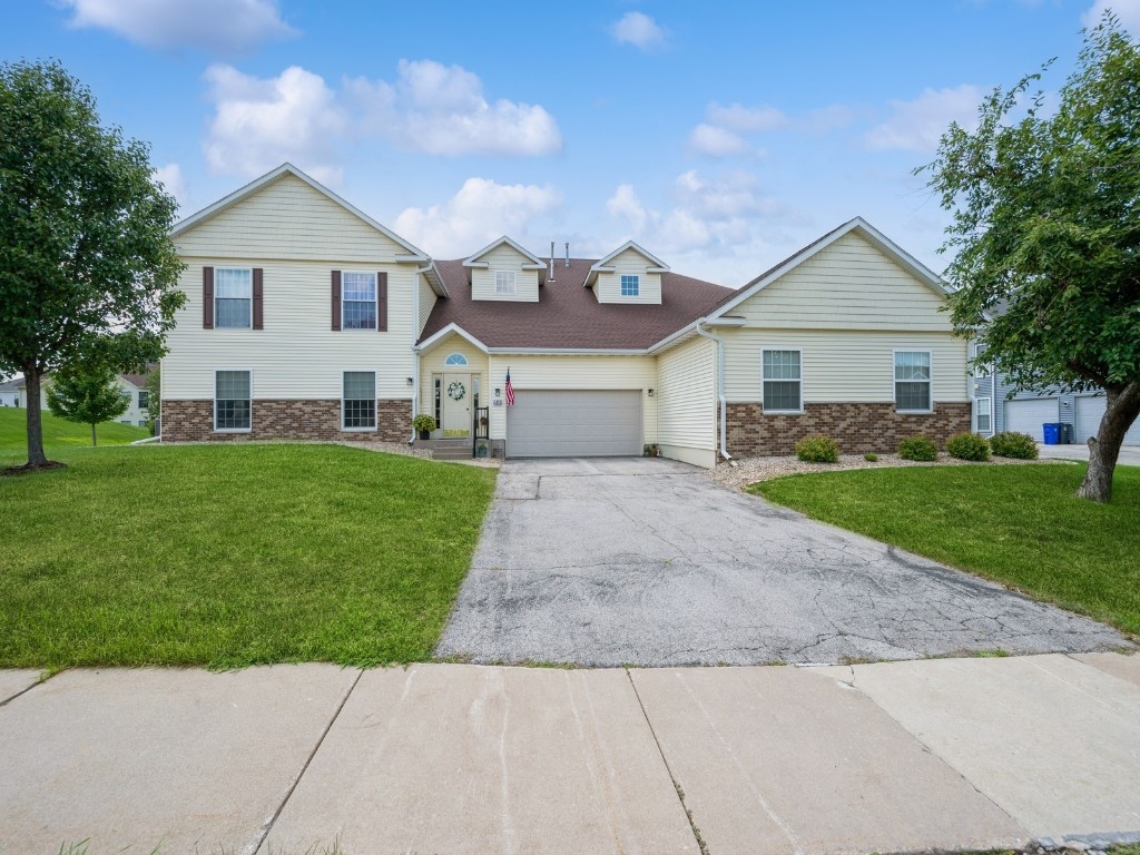 4655 Westchester Drive NE Cedar Rapids IA 52402