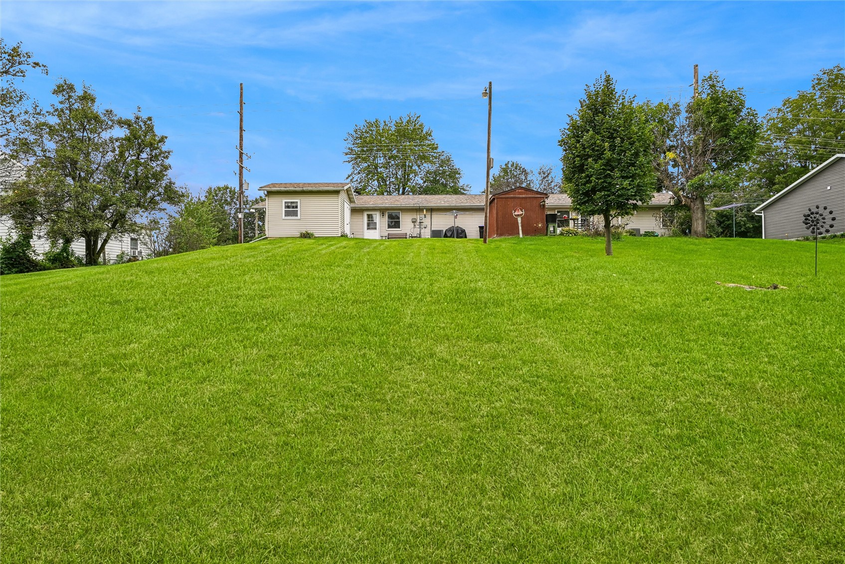 1401 13th Avenue Belle Plaine IA 52208