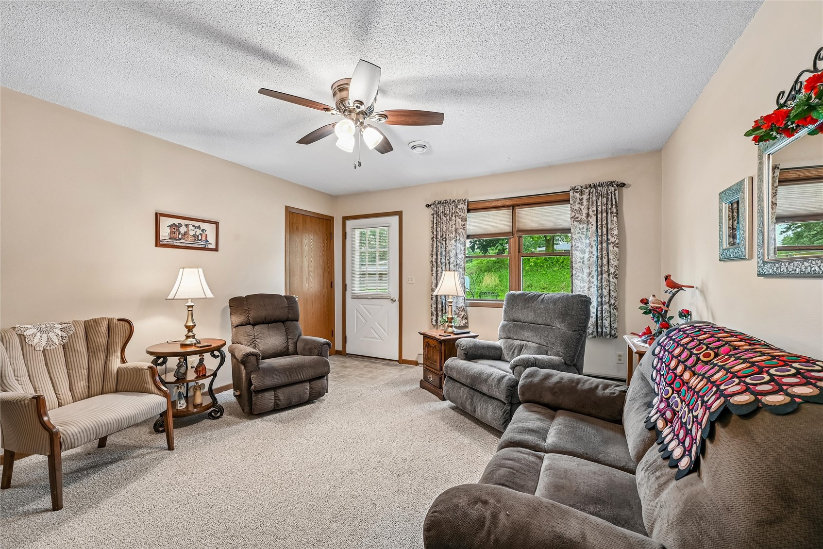 1401 13th Avenue Belle Plaine IA 52208
