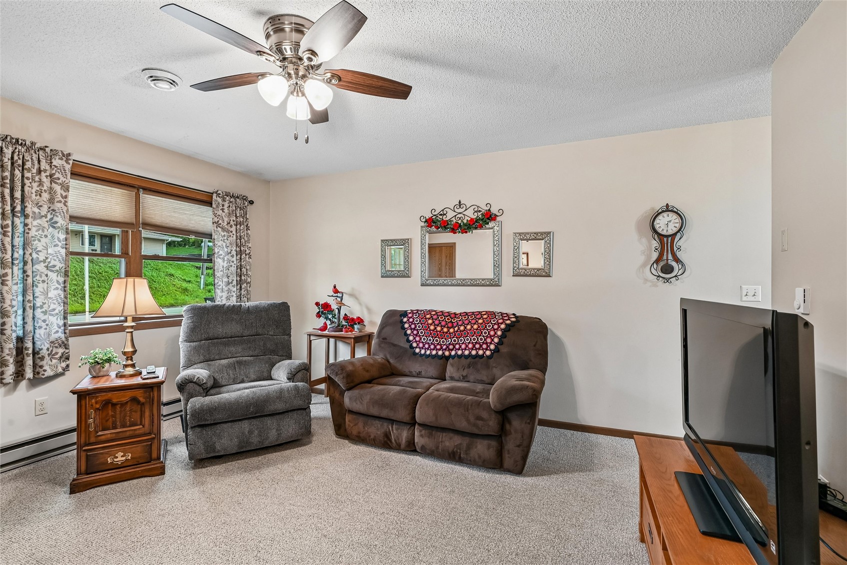 1401 13th Avenue Belle Plaine IA 52208
