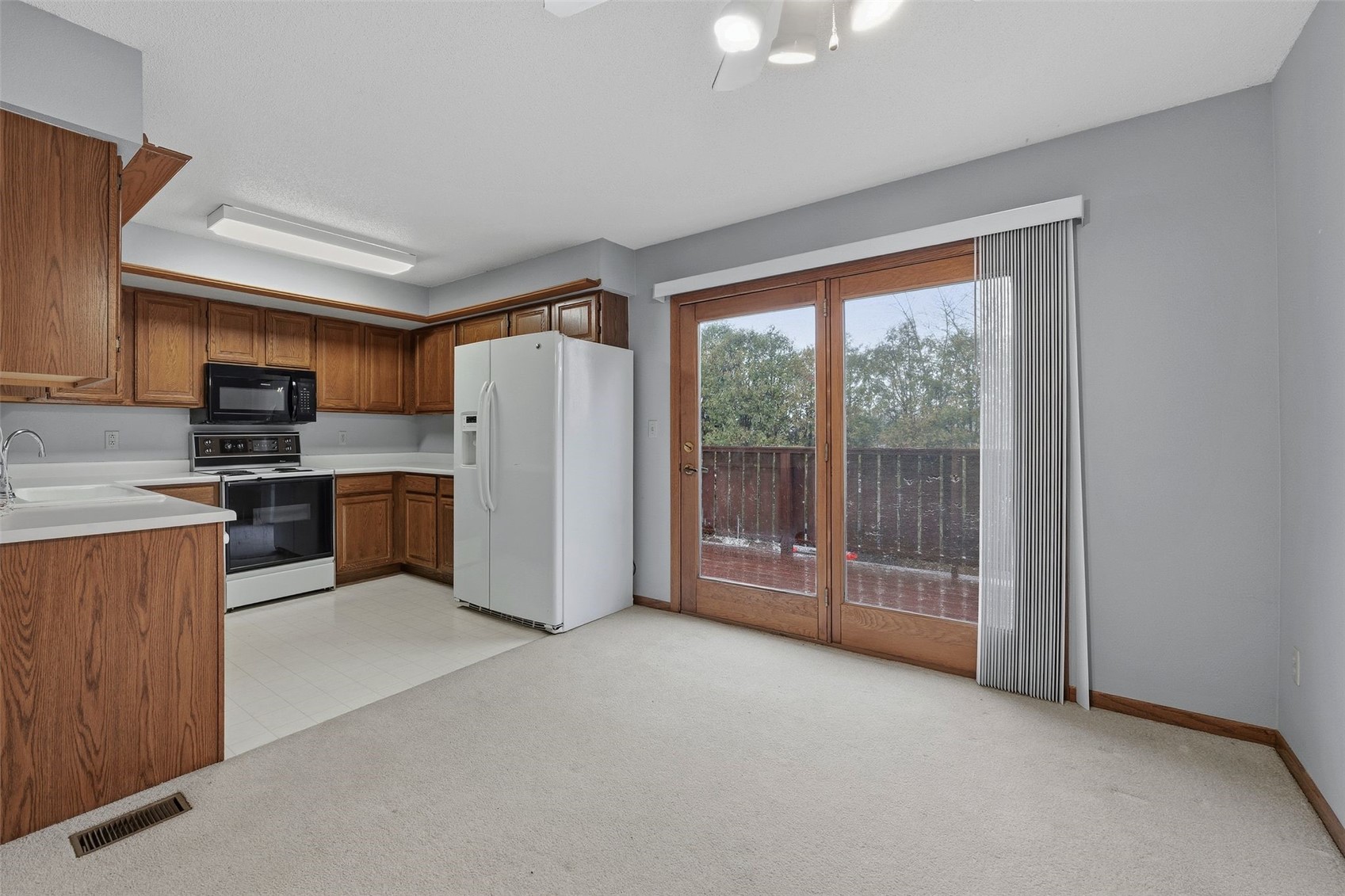986 Westside Drive Iowa City IA 52246