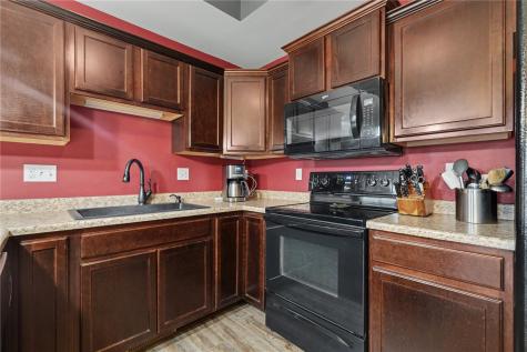 6331 Muirfield Drive Cedar Rapids IA 52404