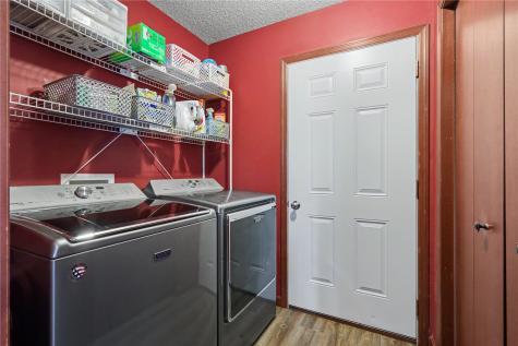 6331 Muirfield Drive Cedar Rapids IA 52404